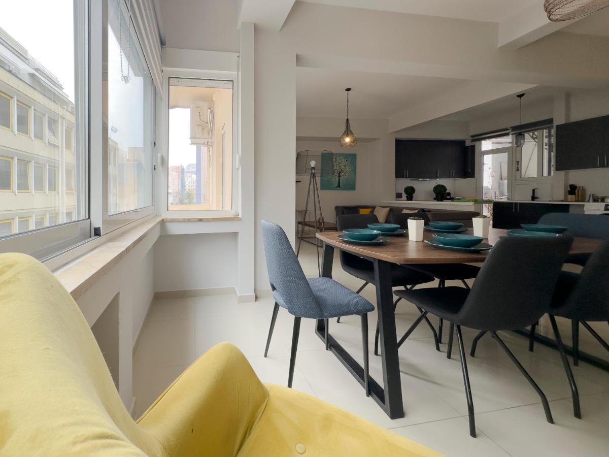 Satovriandou Spacious 128Sqm Apt In Athens Ngoại thất bức ảnh