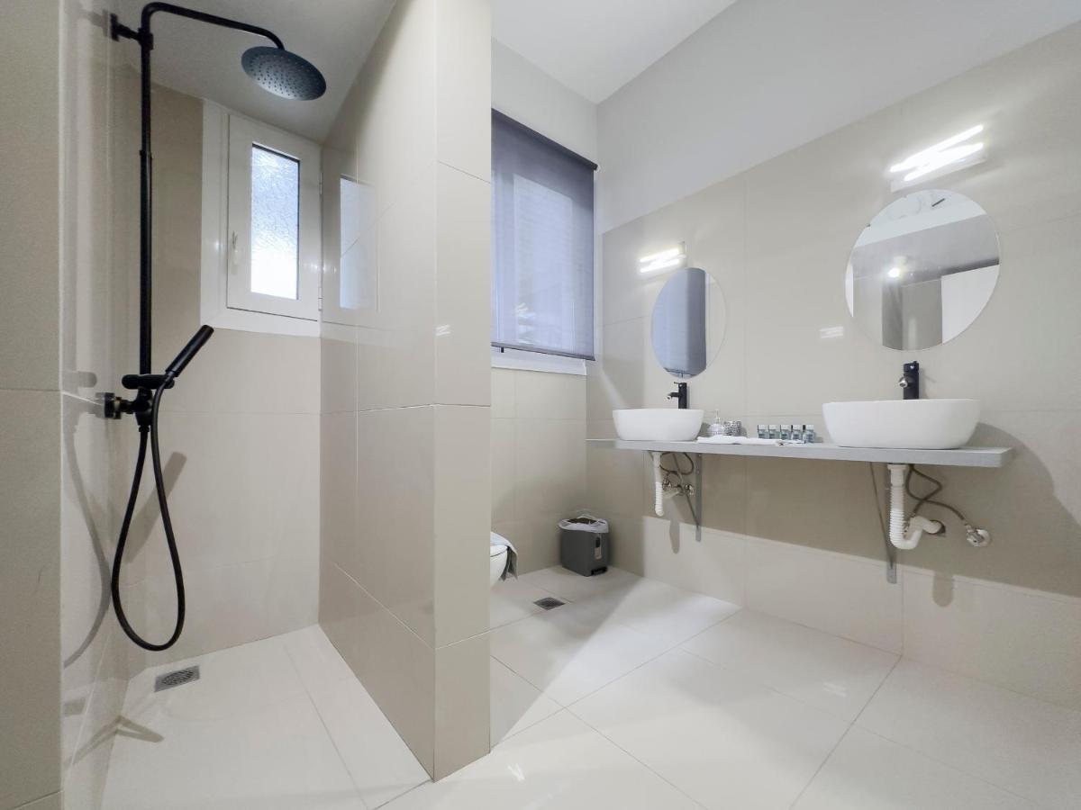 Satovriandou Spacious 128Sqm Apt In Athens Ngoại thất bức ảnh